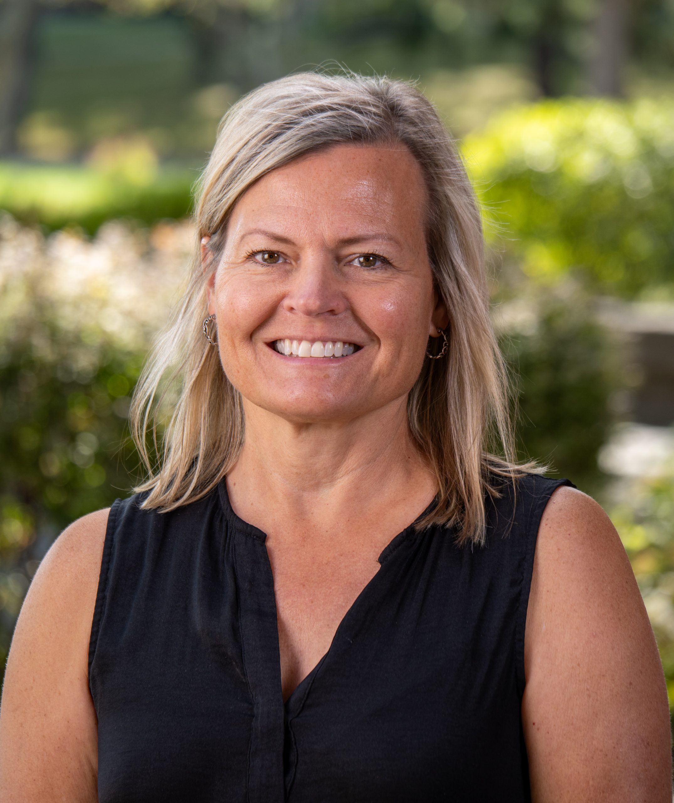 Paula Adams